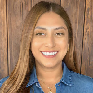 Meet your Posher, Melanie